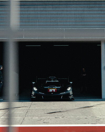 KoenigseggAbsolutLMH_Pitstop5