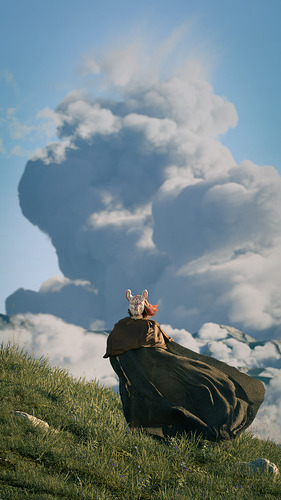 Cloud district red