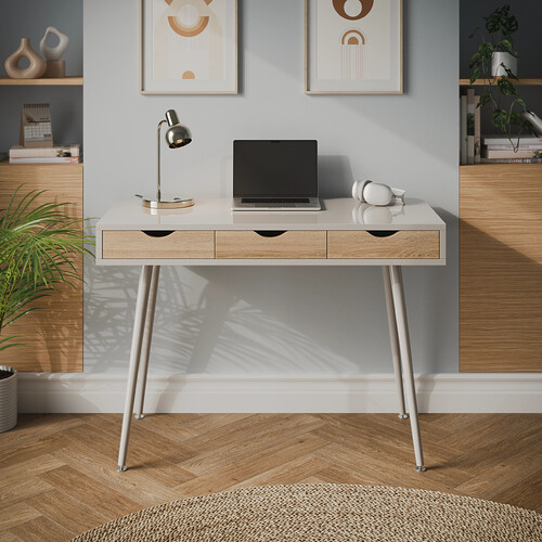 Wooden Desk: 3D Modeling and Rendering - Finished Projects - Blender ...