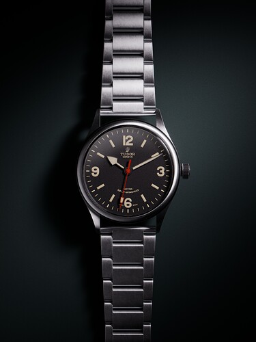 front_bracelet
