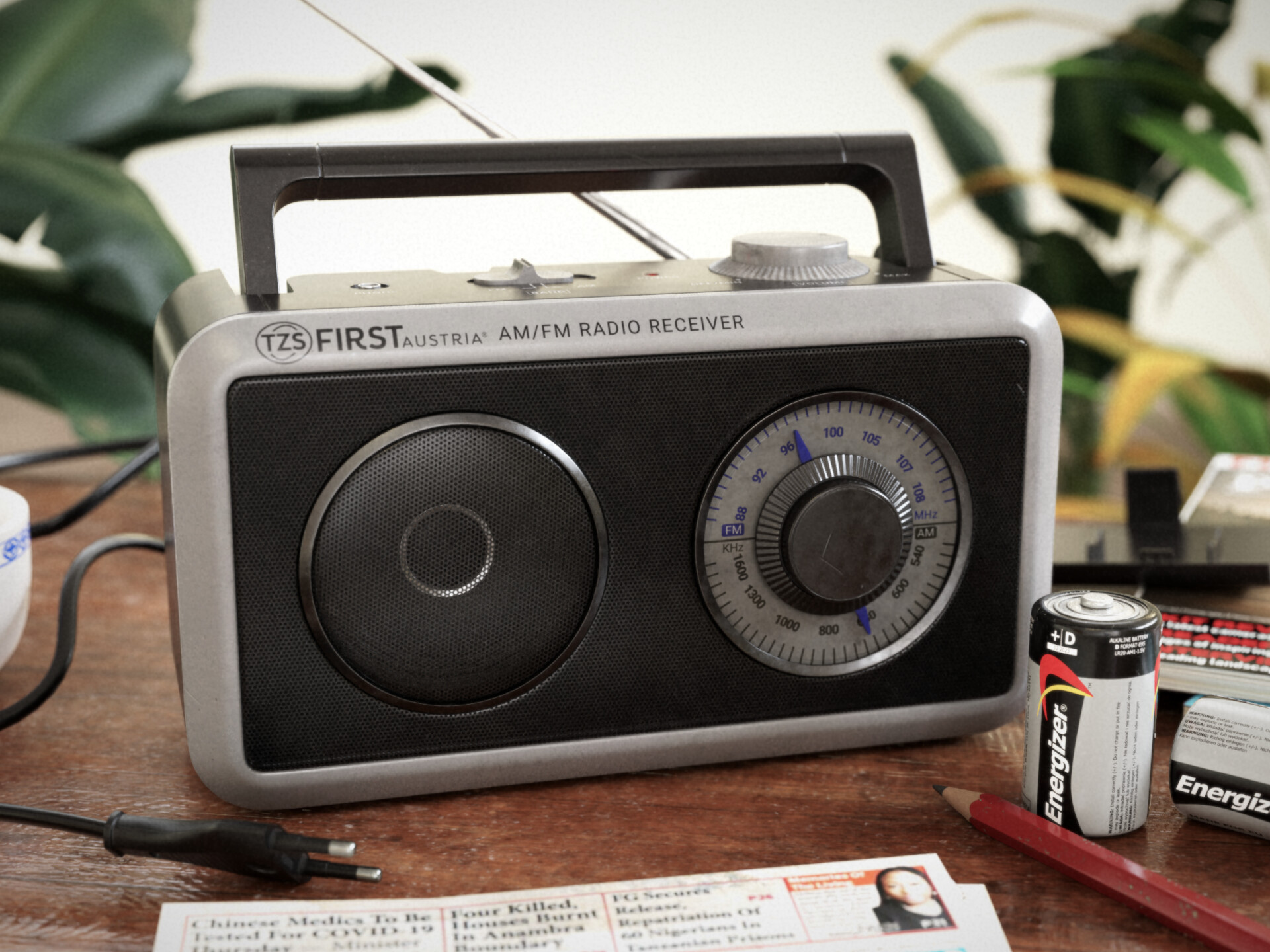 TZS First Austria AM/FM Radio Receiver - Finished Projects - Blender  Artists Community
