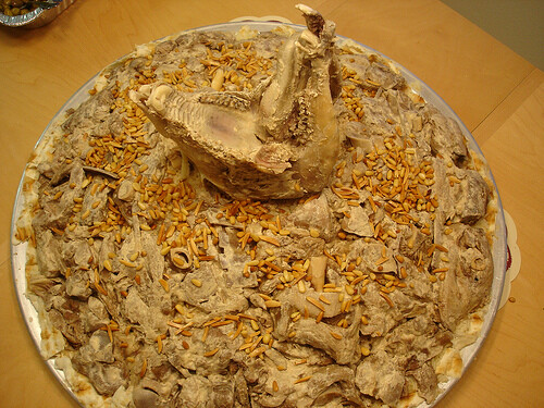 http://gradly.net/wp-content/uploads/2007/03/mansaf.jpg